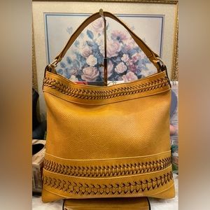 URBAN EXPRESSIONS SHOULDER BAG🔥